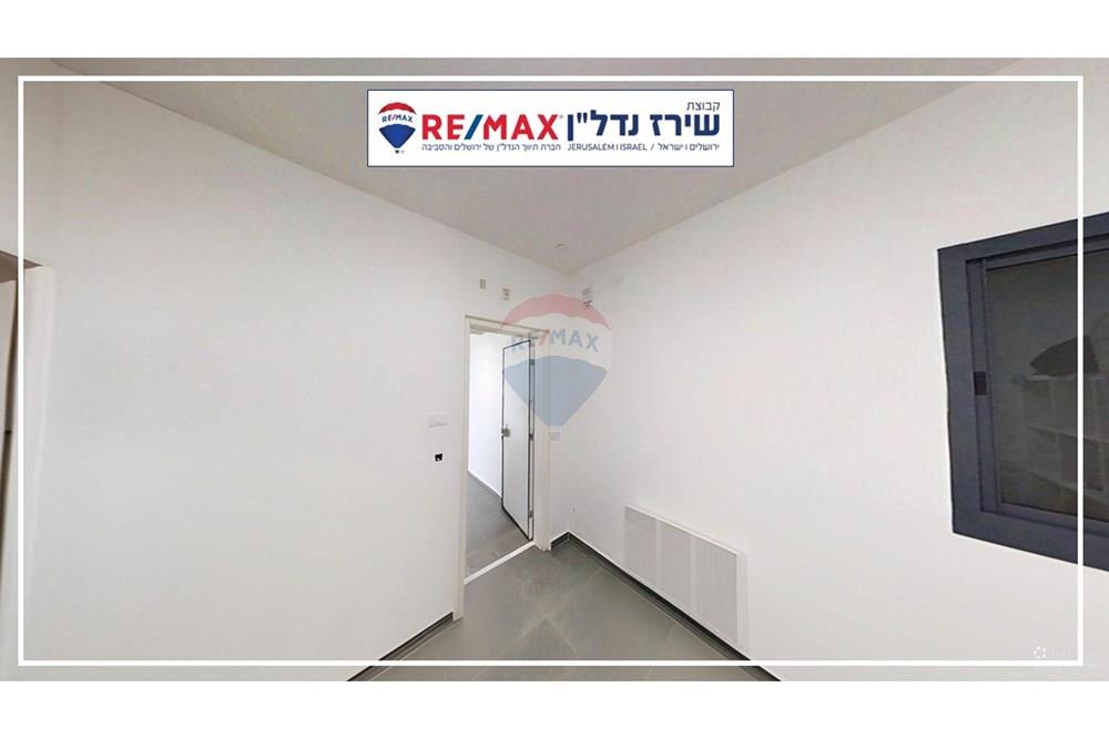 Apartment for Sale in מבשרת ציון - Image 7