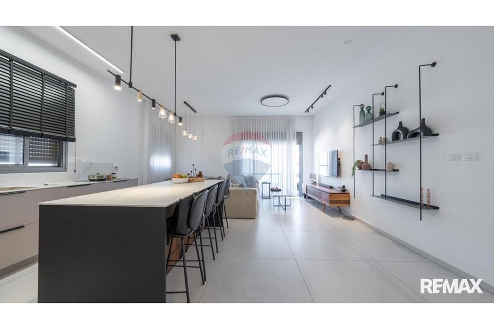 Apartment for Sale in Beer Sheva - Image 2
