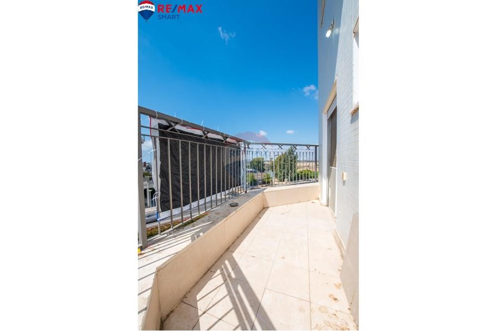 Apartment for Sale in קרית אתא - Image 2