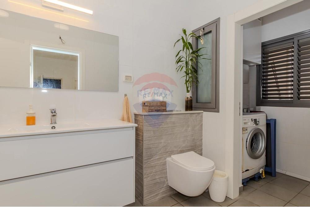 Apartment for Sale in Afula - Image 4