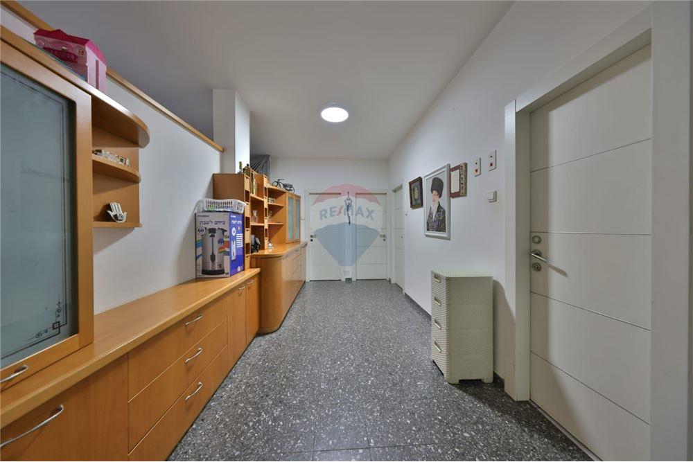 Apartment for Sale in קרית אתא - Image 3