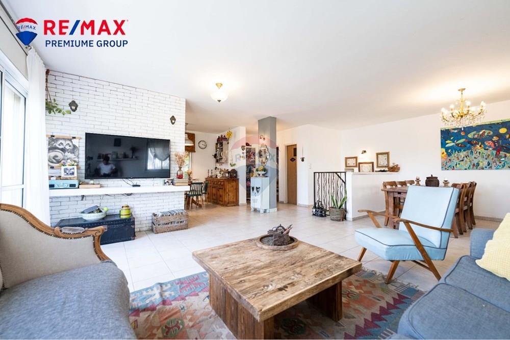 Apartment for Sale in שוהם - Image 5