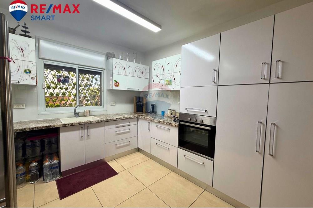 Apartment for Sale in קרית חיים - Image 4