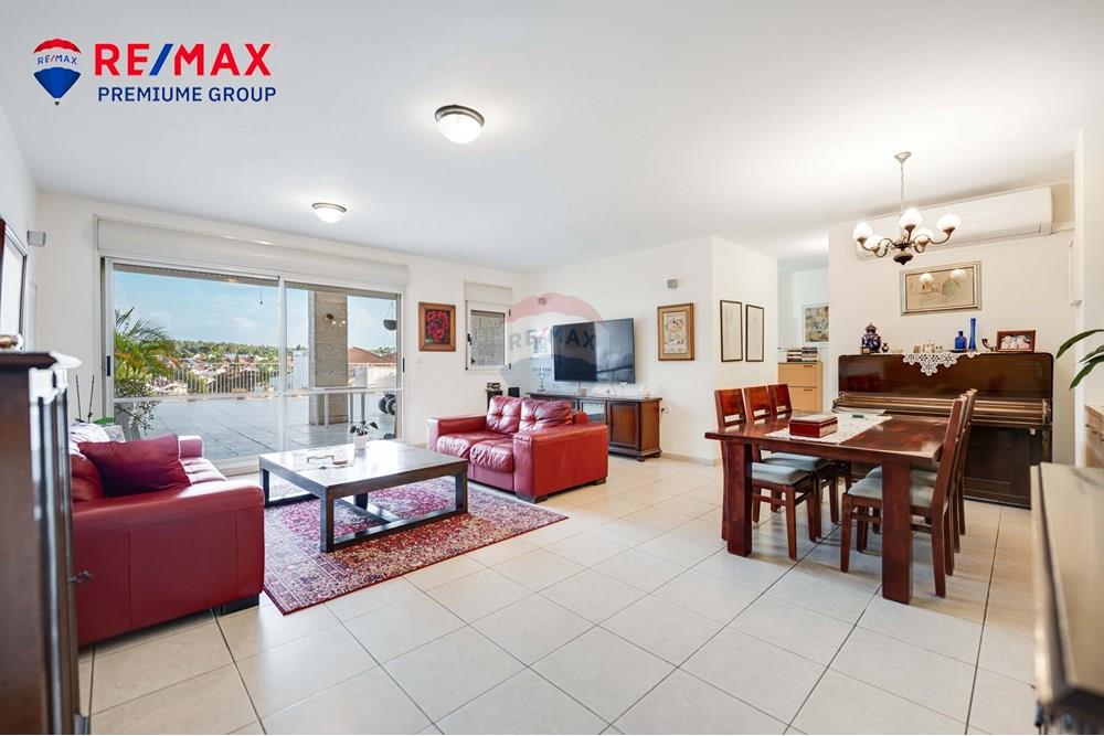 Apartment for Sale in שוהם - Image 5
