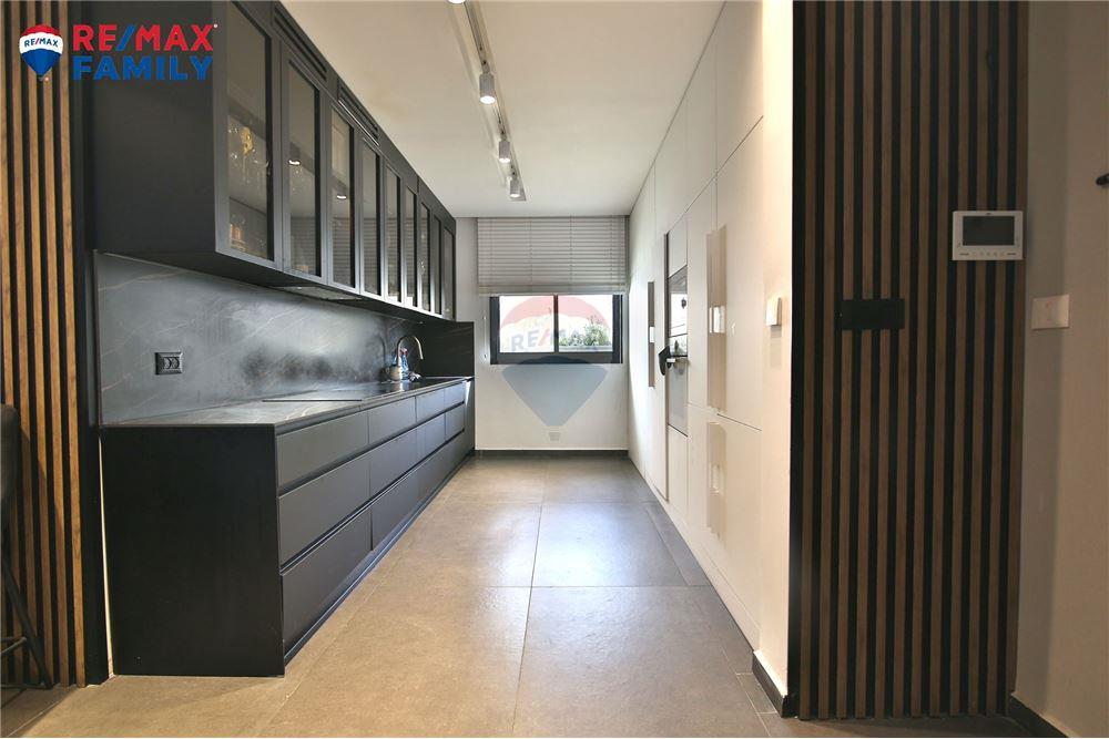 Apartment for Sale in קרית ביאליק - Image 4