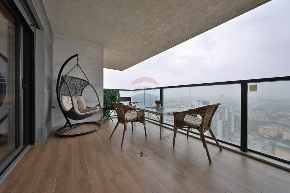 Apartment for Sale in קרית מוצקין - Image 1