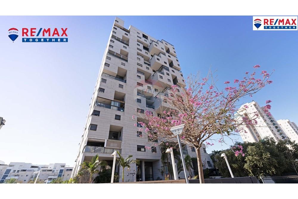 Apartment for Sale in Ashdod - Image 1