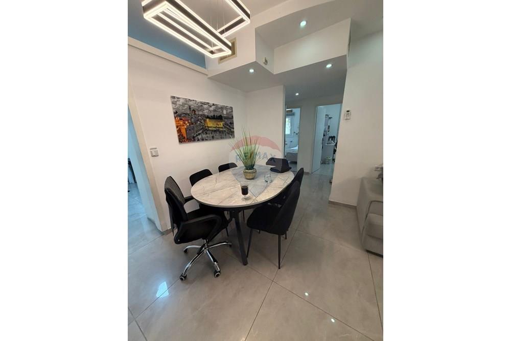 Apartment for Sale in קרית אתא - Image 3