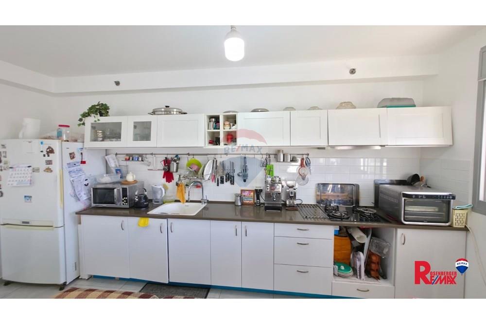 Apartment for Sale in בית דגן - Image 4