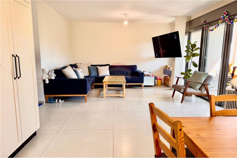 Apartment for Sale in Ra'anana - Image 7