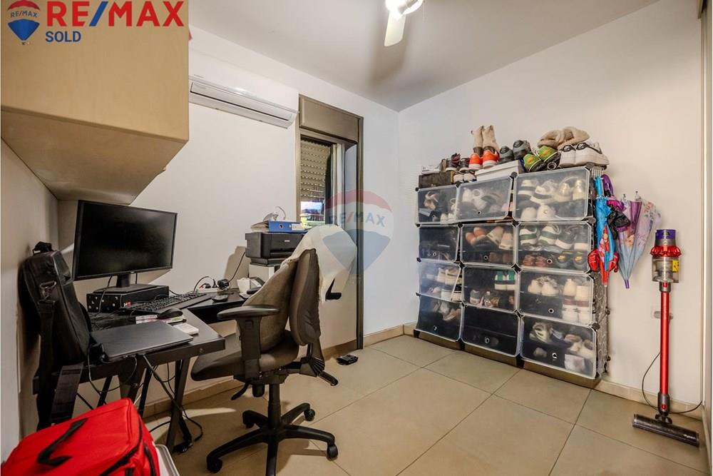 Apartment for Sale in Petah Tikva - Image 7