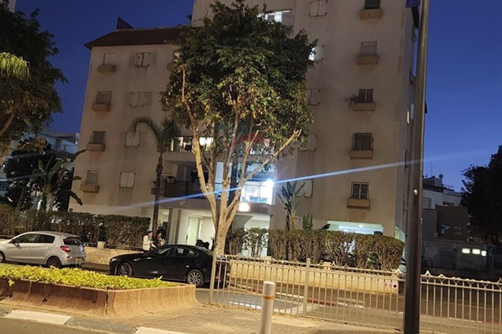 Apartment for Sale in Petah Tikva - Image 2