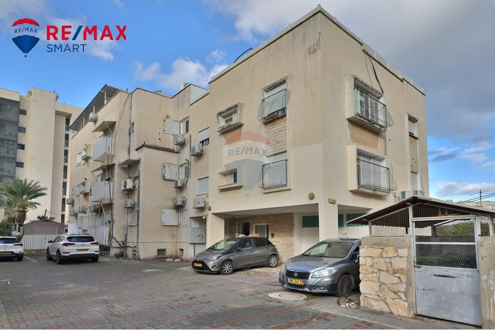 Apartment for Sale in קרית אתא - Image 1