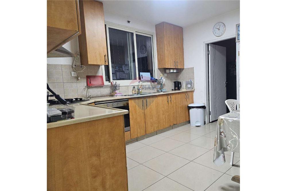 Apartment for Sale in Safed - Image 2