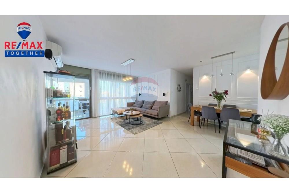 Apartment for Sale in Ashdod - Image 1