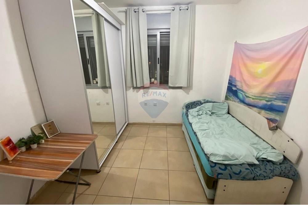Apartment for Sale in Lod - Image 5