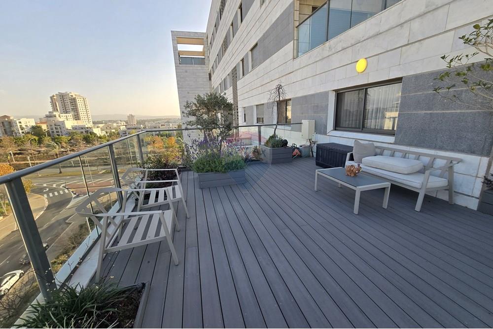 Apartment for Sale in Modi'in - Image 5