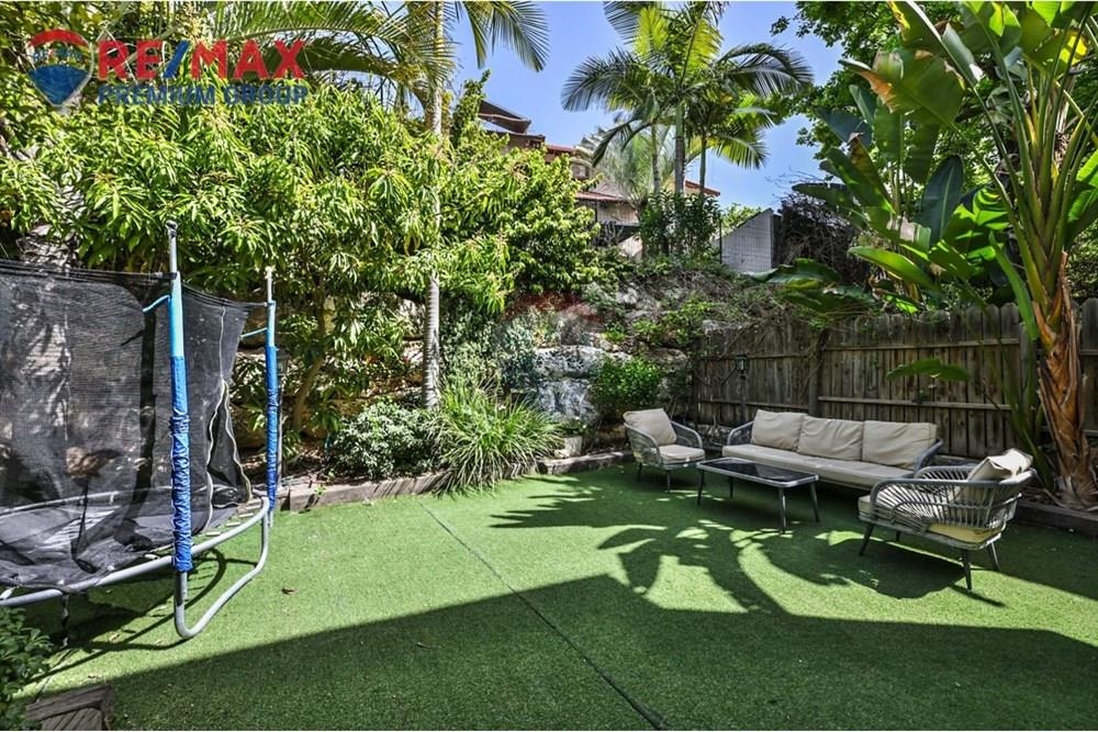 House for Sale in שוהם - Image 1