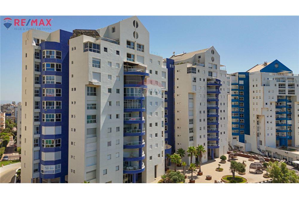 Apartment for Sale in Netanya - Image 1