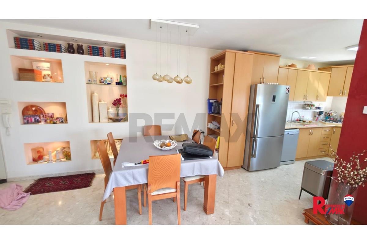 Apartment for Sale in Rishon LeZion - Image 5