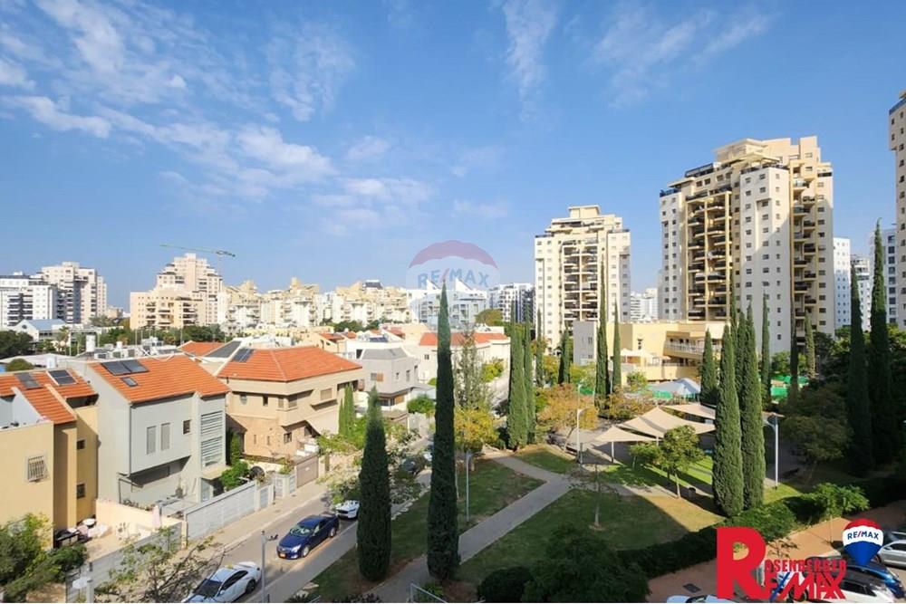 Apartment for Sale in Holon - Image 7