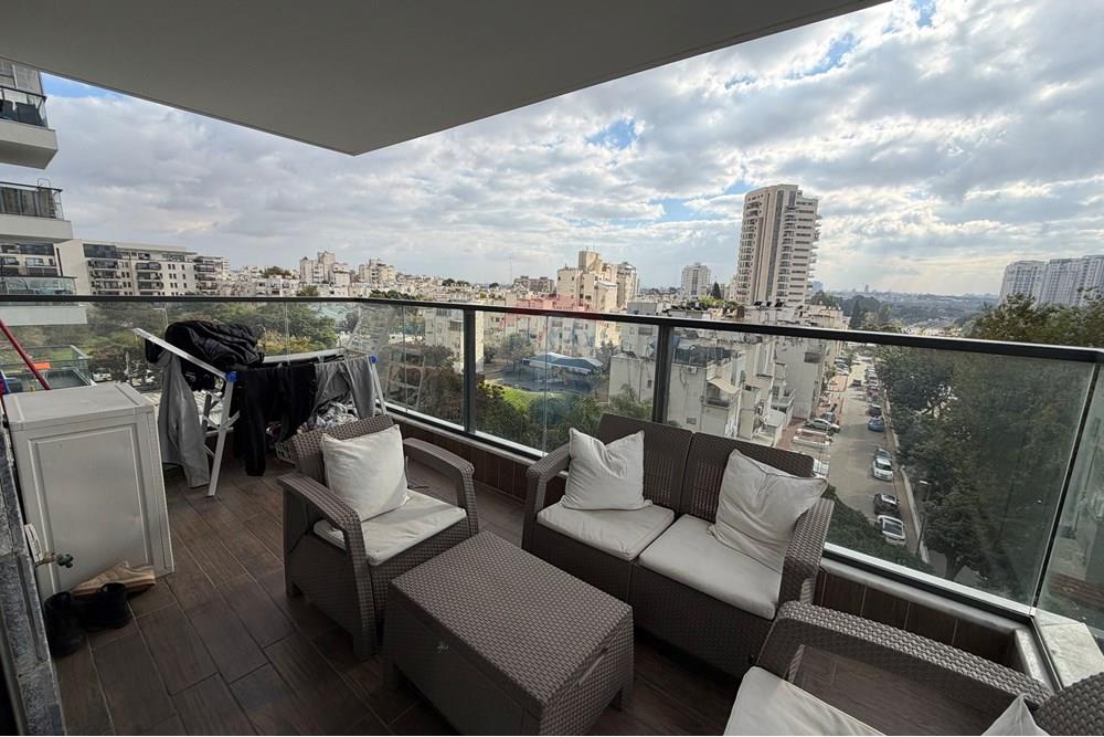 Apartment for Sale in Tel Aviv - Image 3