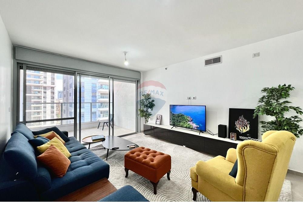 Apartment for Sale in Netanya - Image 1
