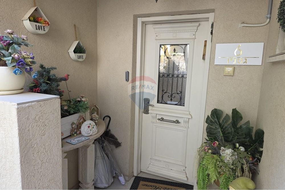 Apartment for Sale in Modi'in - Image 2