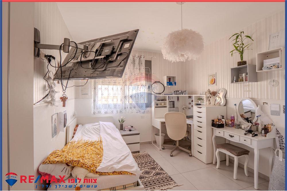 Apartment for Sale in Afula - Image 4