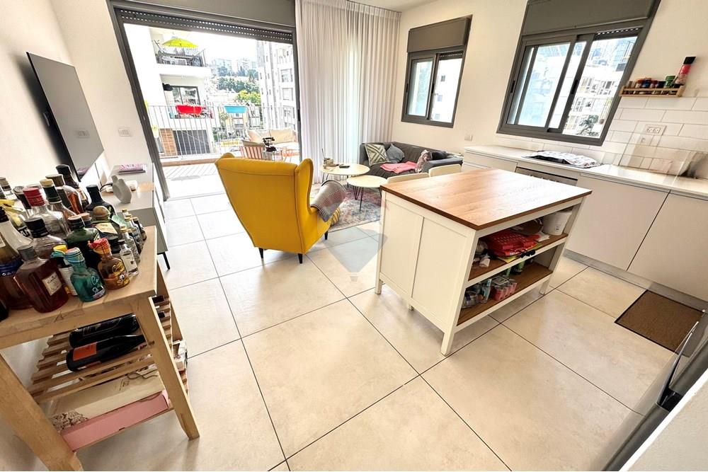 Apartment for Sale in Ramat Gan - Image 1