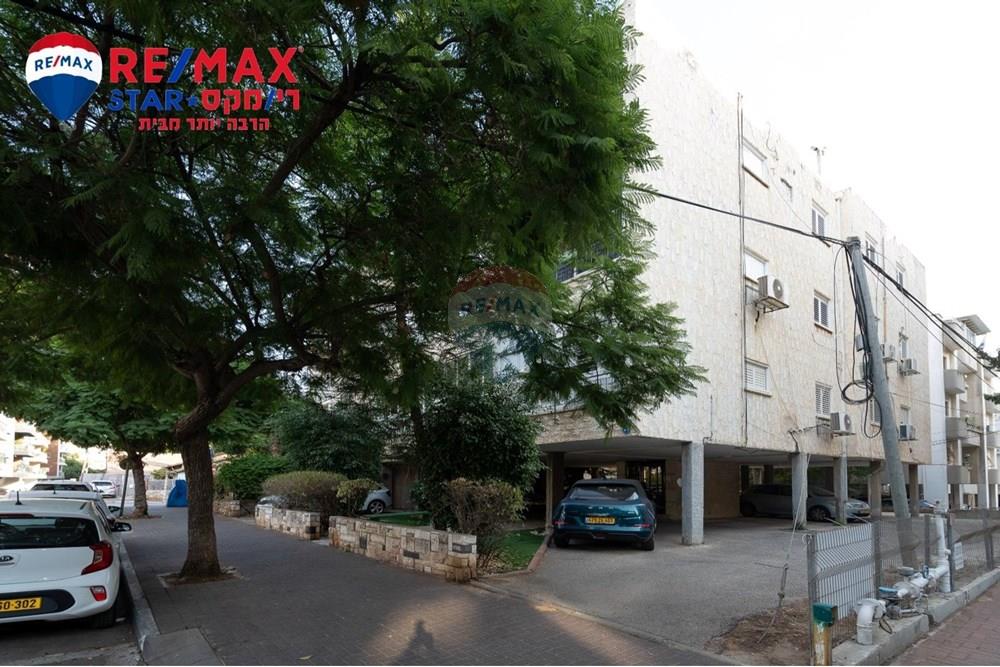 Apartment for Sale in Herzliya - Image 6