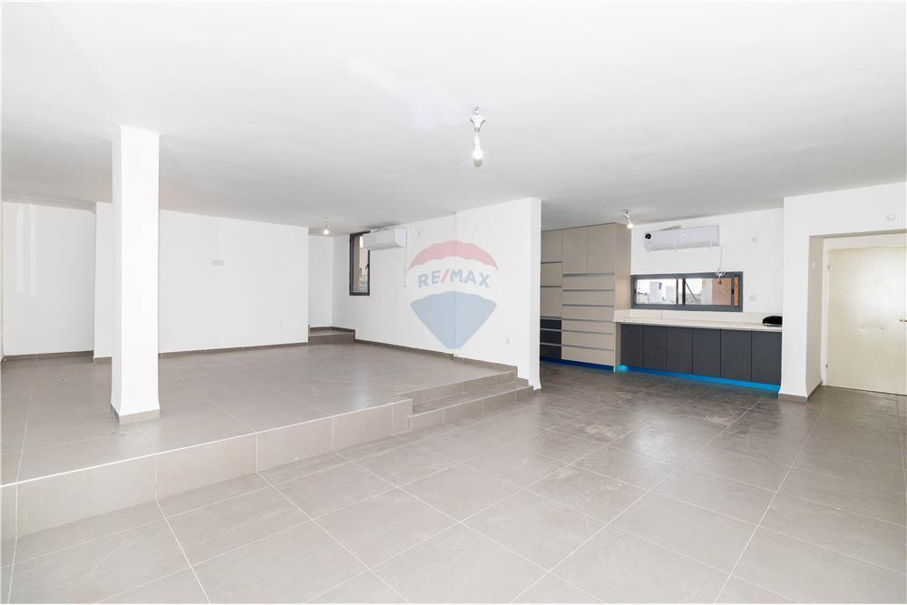 Apartment for Sale in Afula - Image 2