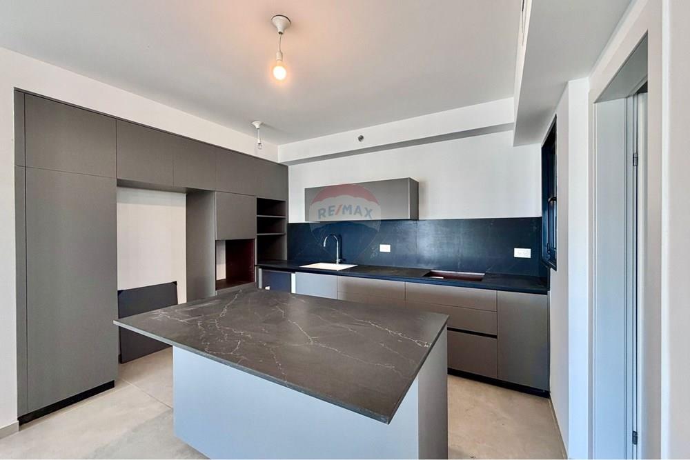 Apartment for Sale in Netanya - Image 3