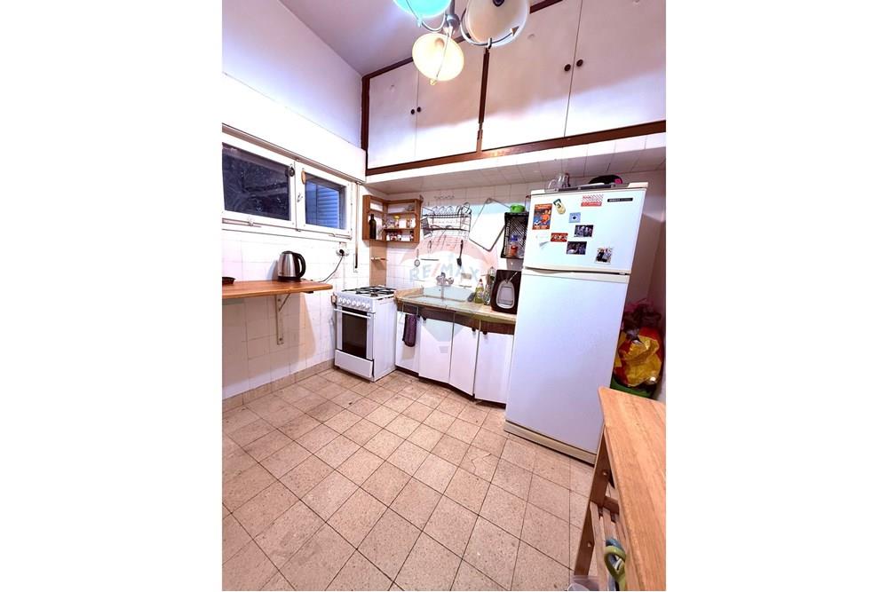 Apartment for Sale in Haifa - Image 6