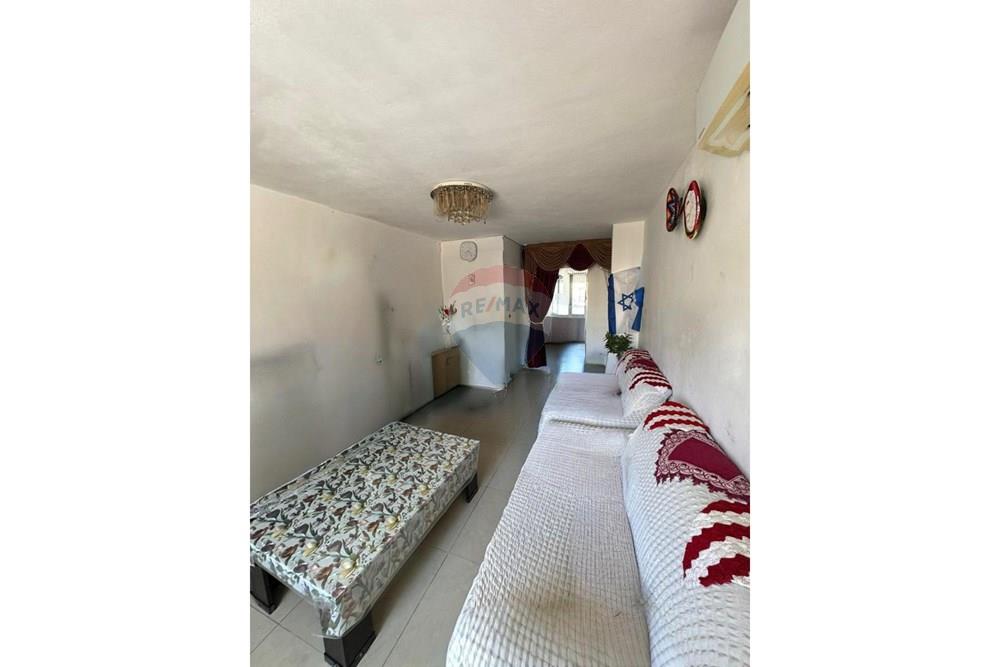 Apartment for Sale in Kiryat Yam - Image 1