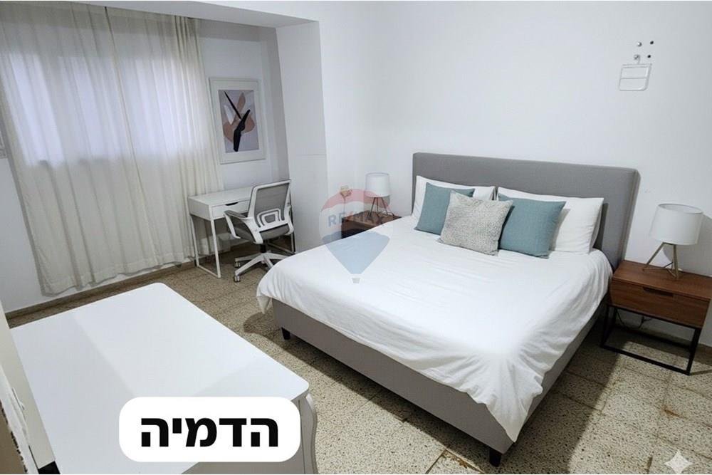 Apartment for Sale in Herzliya - Image 2