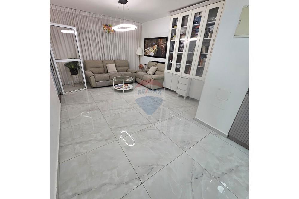 Apartment for Sale in Beer Sheva - Image 7