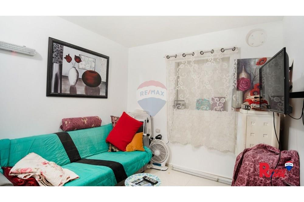 Apartment for Sale in Holon - Image 4