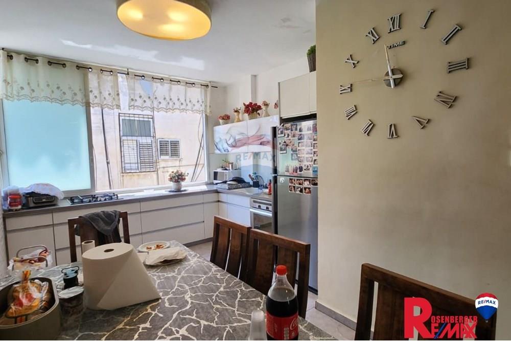 Apartment for Sale in Holon - Image 5