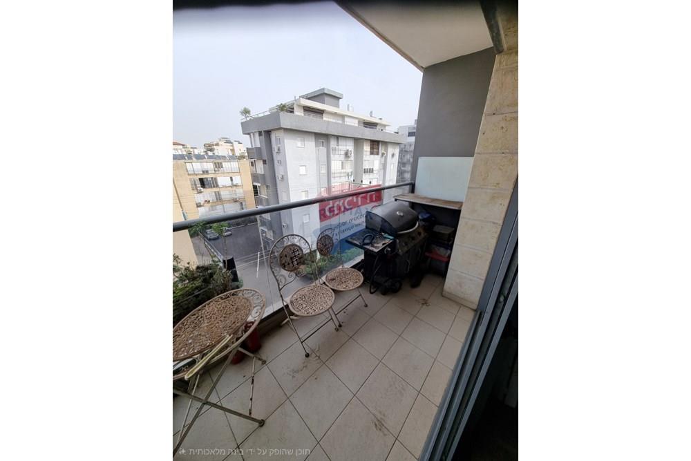 Apartment for Sale in Rishon LeZion - Image 5