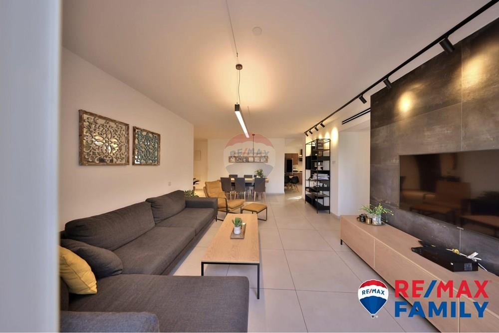 Apartment for Sale in קרית ביאליק - Image 1