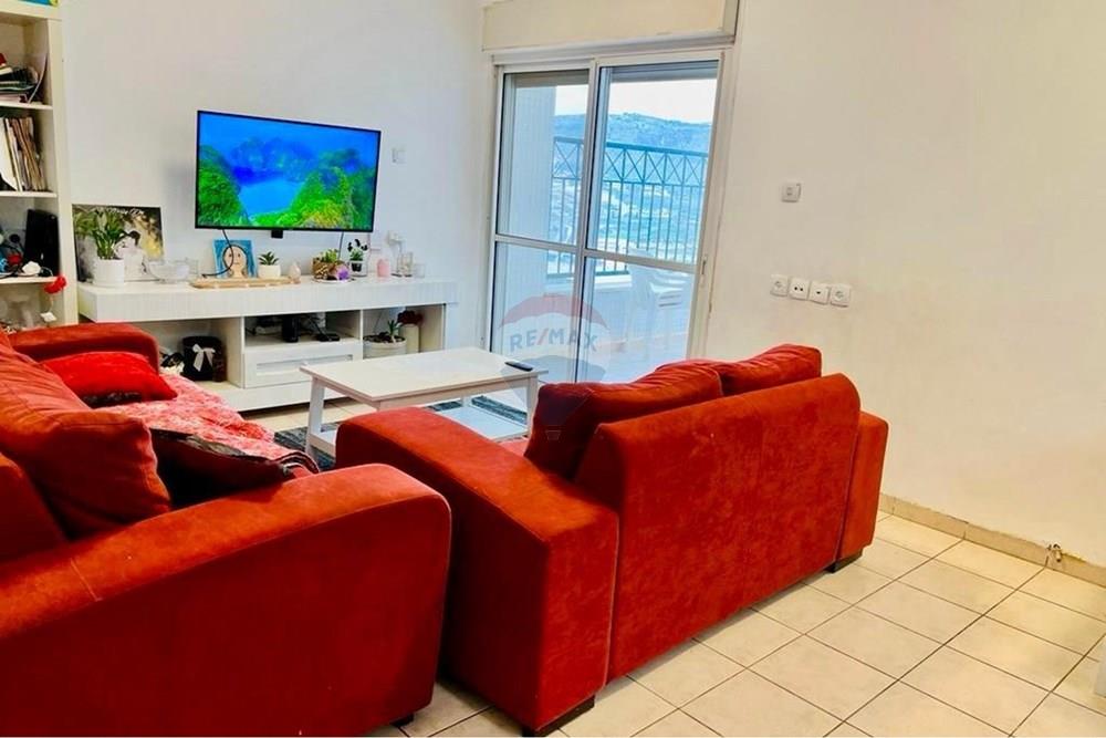 Apartment for Sale in Karmiel - Image 2