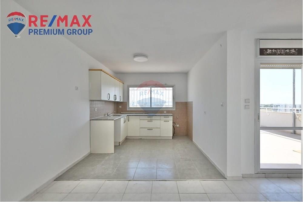 Apartment for Sale in שוהם - Image 4