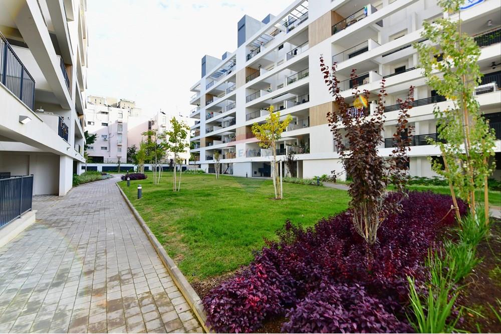 Apartment for Sale in קרית אונו - Image 1