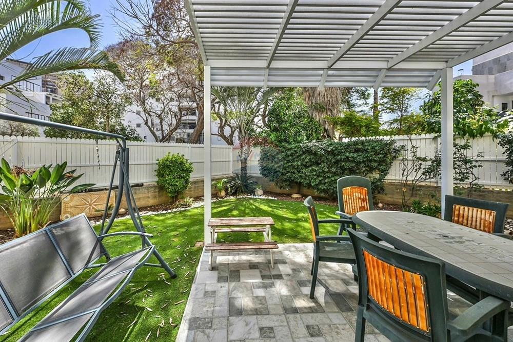 Apartment for Sale in Rishon LeZion - Image 2