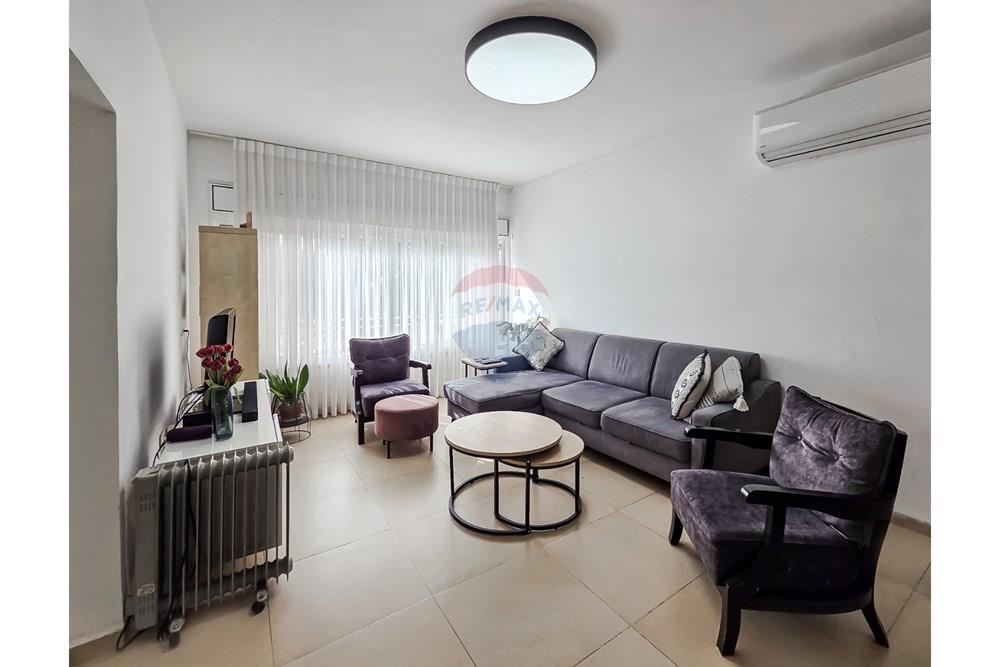 Apartment for Sale in קרית ביאליק - Image 1