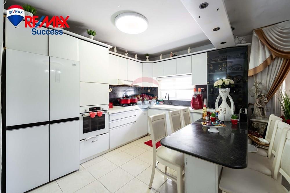 Apartment for Sale in Lod - Image 4