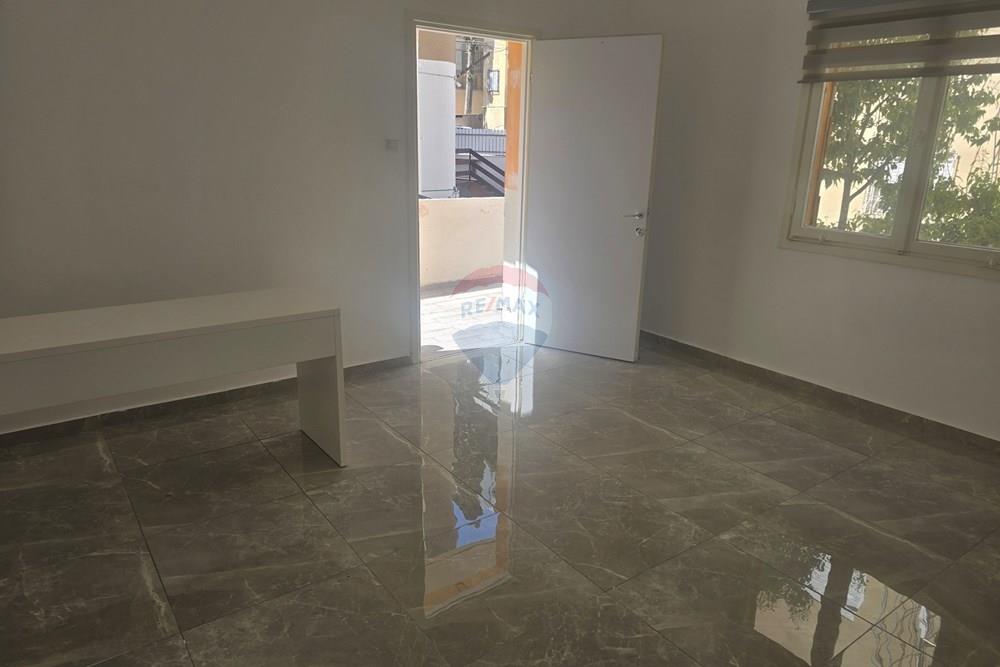 Apartment for Sale in Haifa - Image 2