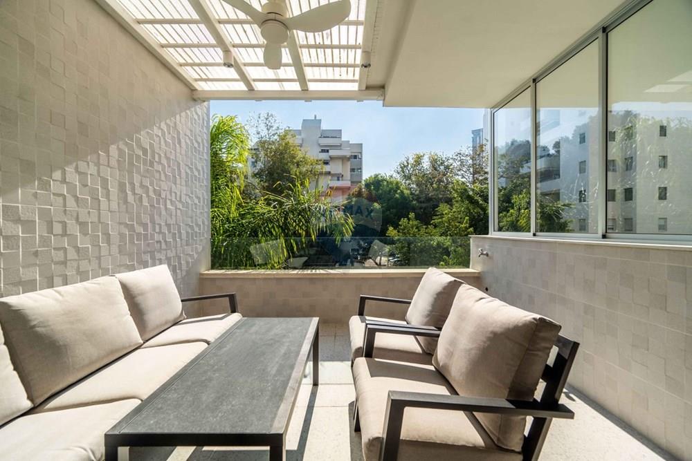 Apartment for Sale in Ramat Gan - Image 3