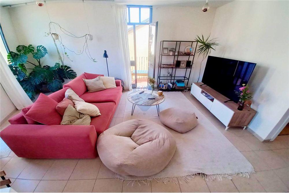 Apartment for Sale in Tel Aviv - Image 4
